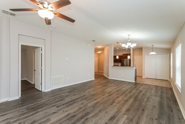 Foto del edificio - 10610 Summer Azure Dr