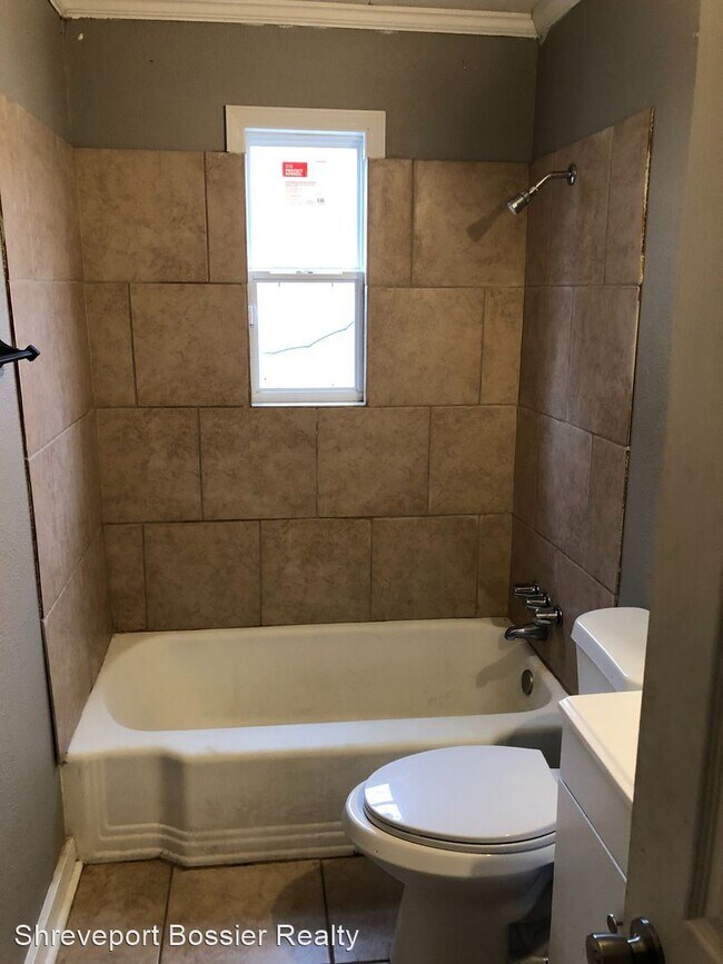 Foto del edificio - 3 br, 1 bath House - 1724 Alma St
