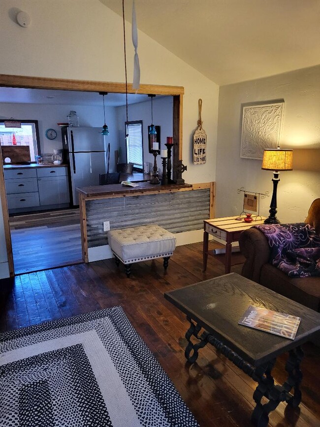 bar area - 703 N Walnut St