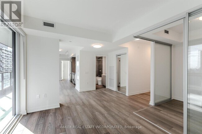 Building Photo - 223 Redpath Ave