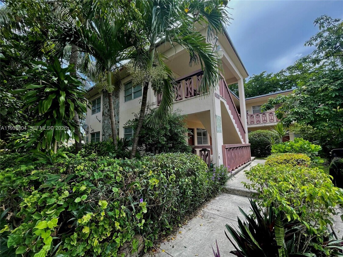 Foto del edificio - 675 SW 7th Ave