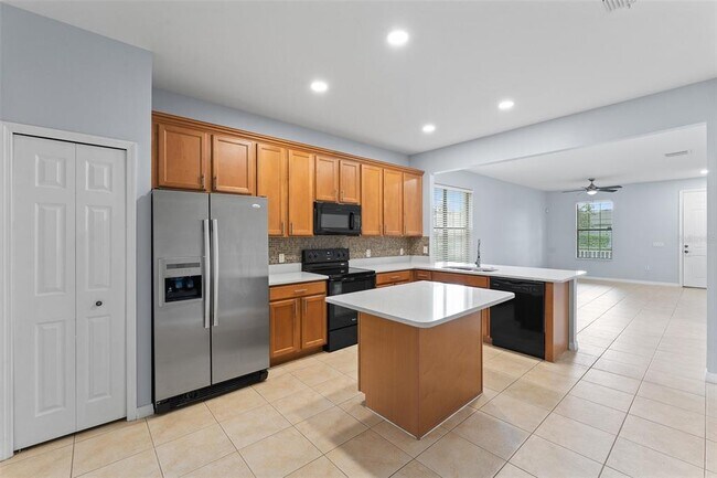 Building Photo - 13636 Beauregard Pl