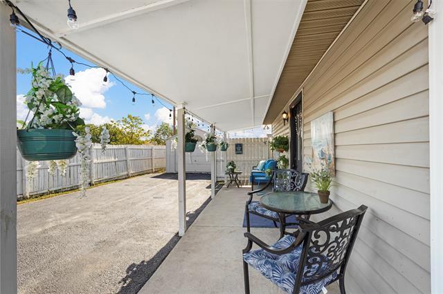 Building Photo - 20602 Hackberry Creek Park Rd