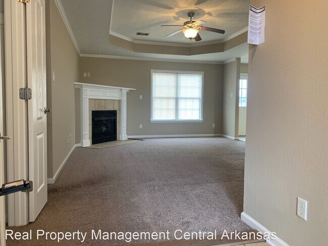 Building Photo - 3 br, 2 bath House - 2404 Canterbury Court