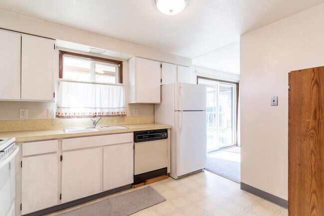 Foto del edificio - Wonderful home ready for new tenants!