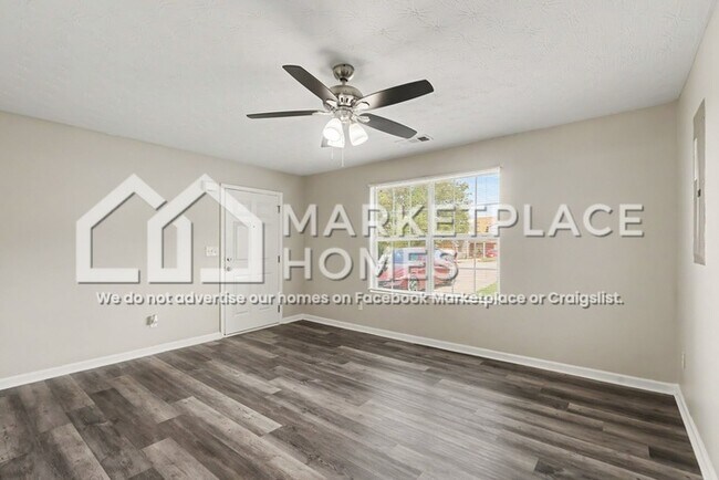 Foto del edificio - 917 Carlton Pointe Terrace
