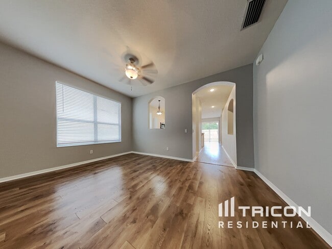 Building Photo - 10337 Avelar Ridge Dr