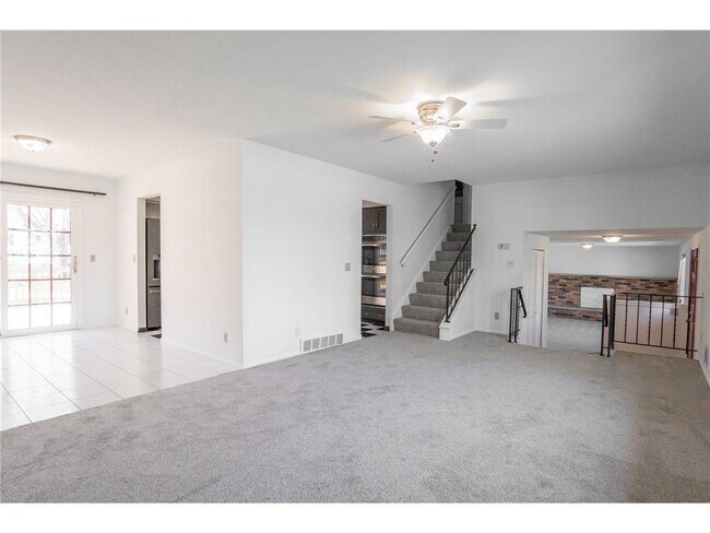 Foto del edificio - 7740 Arlington Ave N