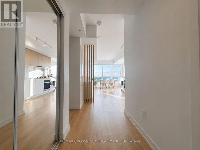 Building Photo - 1100 Sheppard Ave W