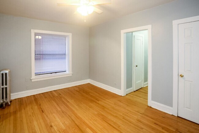 Foto del edificio - 4600 N Beacon St