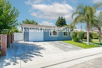 Building Photo - 726 Milestone Dr