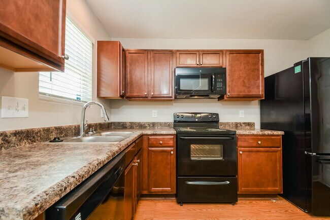 Building Photo - 1432 Tamarino Dr