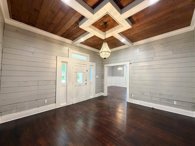 Foto del edificio - 405 E Denton St