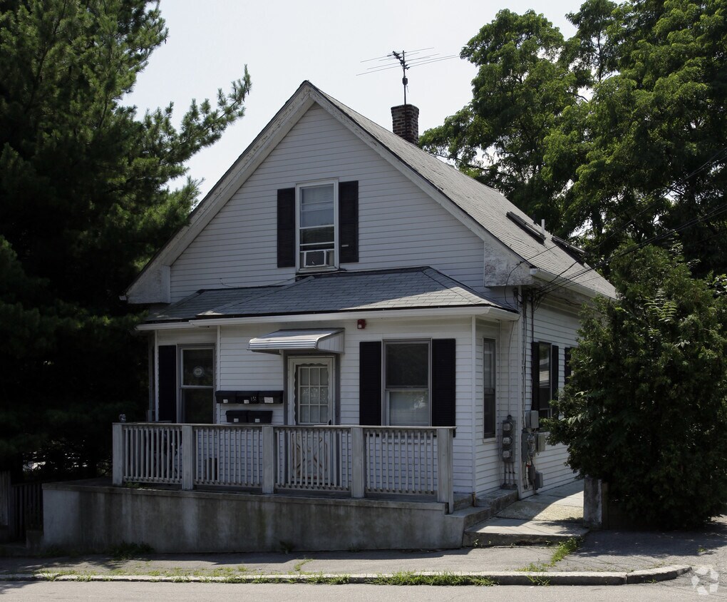 Building Photo - 16 Chestnut Hill Ave