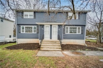 Building Photo - 33 Muir Terrace