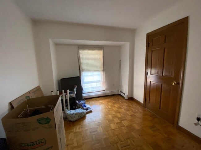 Foto del edificio - 548 Pleasant St