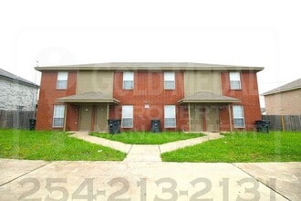 Building Photo - 4403 Deek Dr