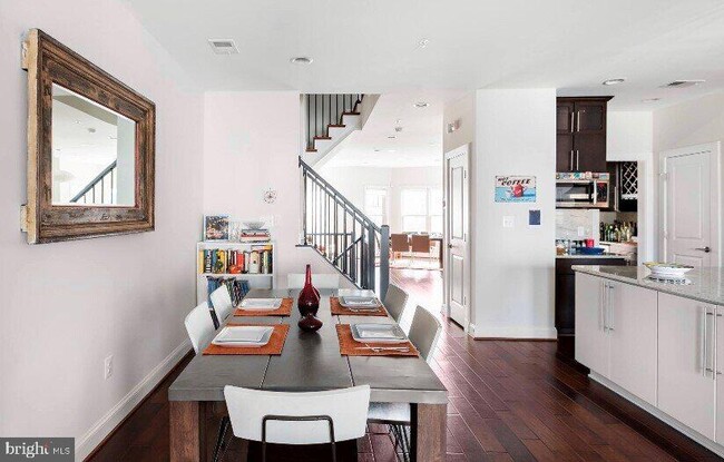 Foto del edificio - 1904 Vermont Ave NW