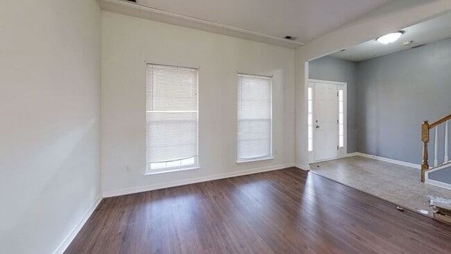 Foto del edificio - 3 Bedrooms 3 Bathroom Townhome