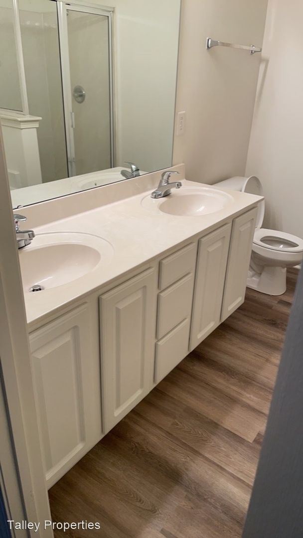 Foto del edificio - 3 br, 2.5 bath House - 8135 Kings Creek Drive