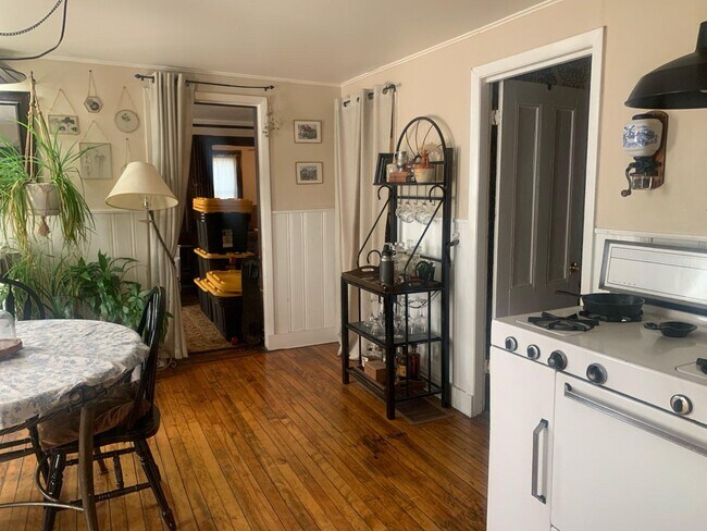 Foto del edificio - 92 Saint Louis St