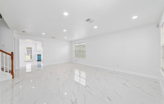 Foto del edificio - 13106 Crescent Manor Ln