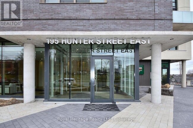 Photo du bâtiment - 195-195 Hunter St E