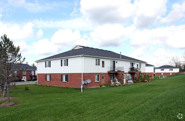 Lado - Hickory Hill Estates