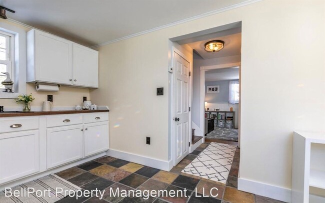 Building Photo - 3 br, 1.5 bath House - 35 Skillin Road