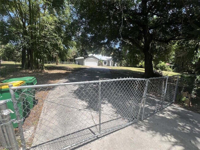 Building Photo - 4094 Canaveral Groves Blvd