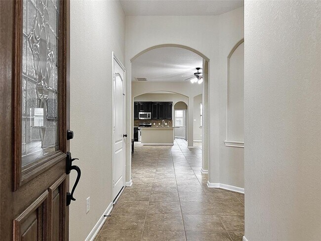 Building Photo - 6431 Tea Tree Dr
