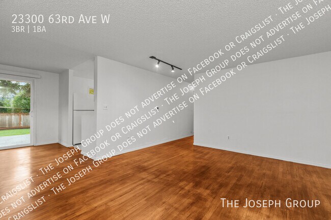 Building Photo - 23300 63rd Ave W