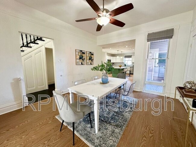 Foto del edificio - 715 N Beatty St