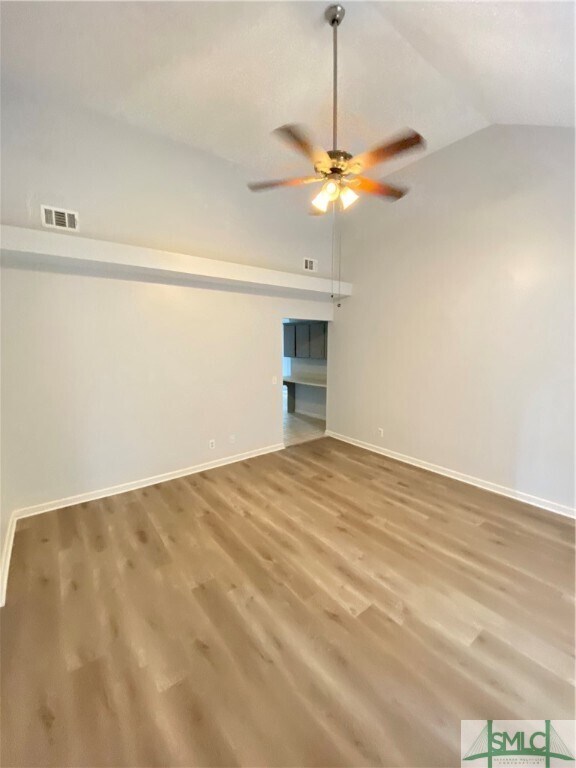 Foto del edificio - 7339 Albert St