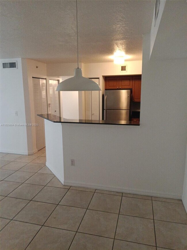 Building Photo - 3 bedroom in Miami Gardens FL 33056