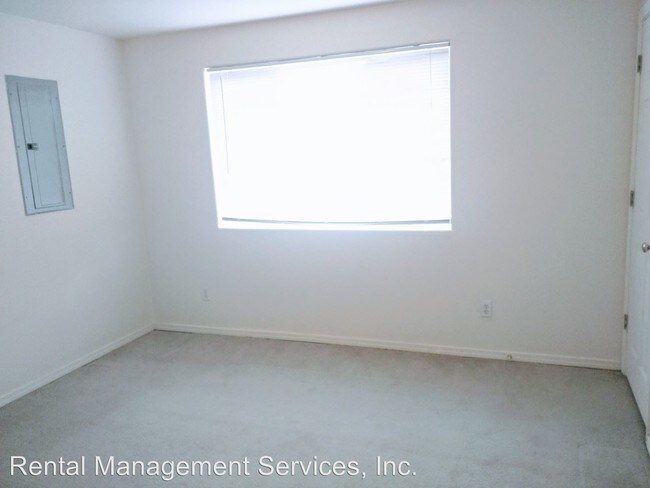 Foto del edificio - 12212-12216 SE Salmon St
