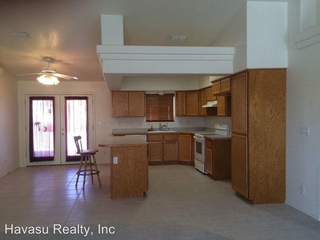 Building Photo - 3 br, 2 bath House - 3350 Yaqui Drive