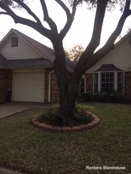 Primary Photo - 642 W Country Grove Cir