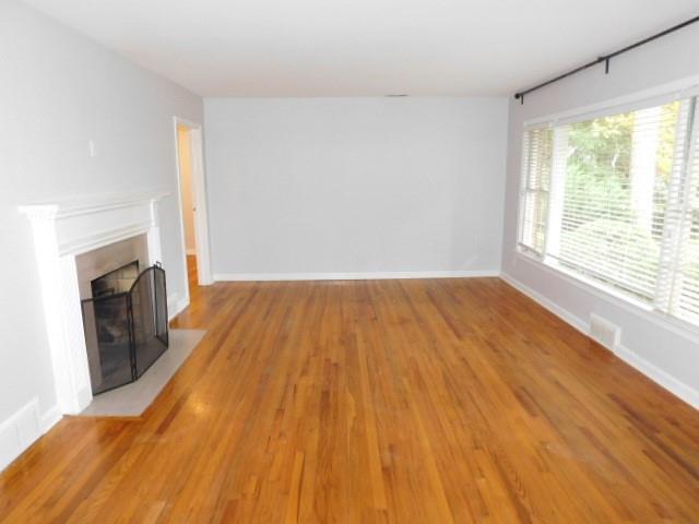 Building Photo - 3360 Mathieson Dr NE