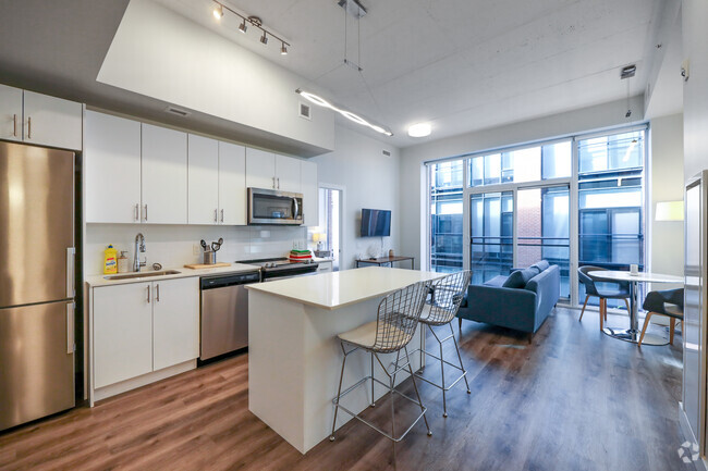 2BR, 2BA - Kitchen/Dining Room - 475 George Street North