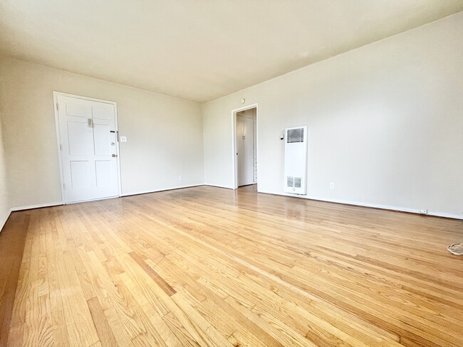 Building Photo - 8262 Blackburn Ave