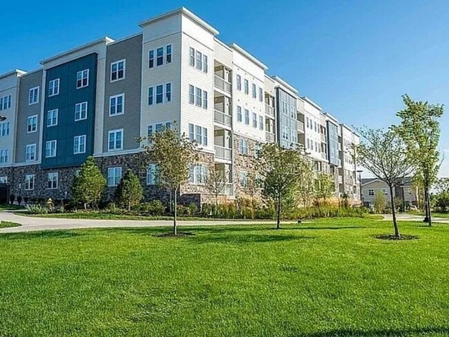 Building Photo - 4 Winslow Ln