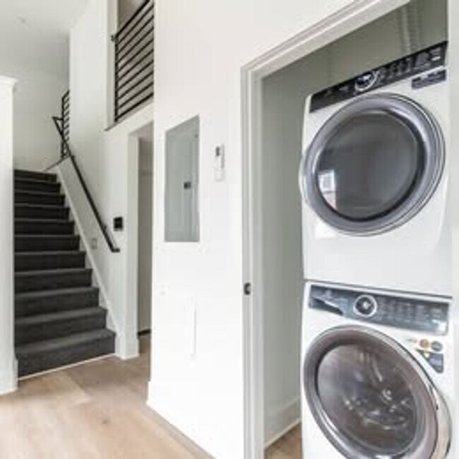 Foto del edificio - 6516 Germantown Ave