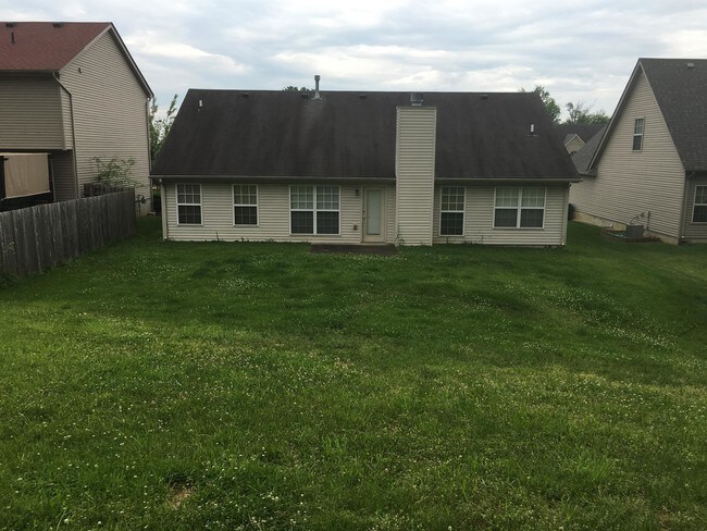 Foto del edificio - 9041 Black Powder Ln