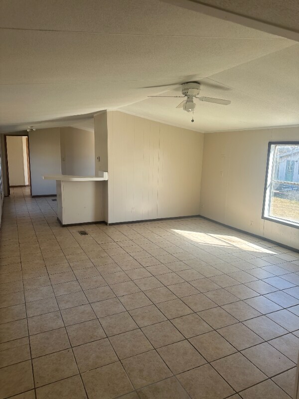 Building Photo - 308 Forest Creek Ln