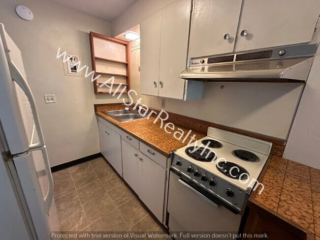 Foto del edificio - 433 E Dowling Rd