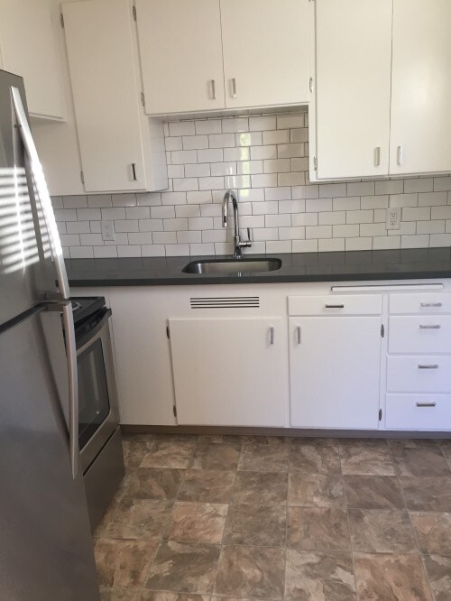 Foto del edificio - RCA Apartments - 2 bedrooms
