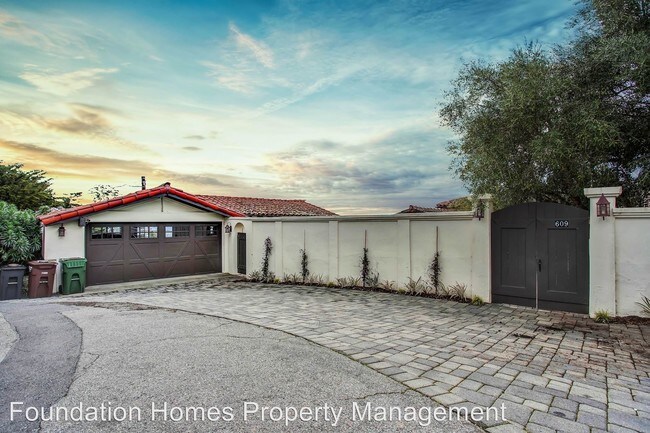 Building Photo - 5 br, 4 bath House - 609 Summit Avenue