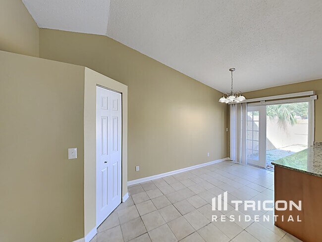 Foto del edificio - 10378 Rosemount Dr
