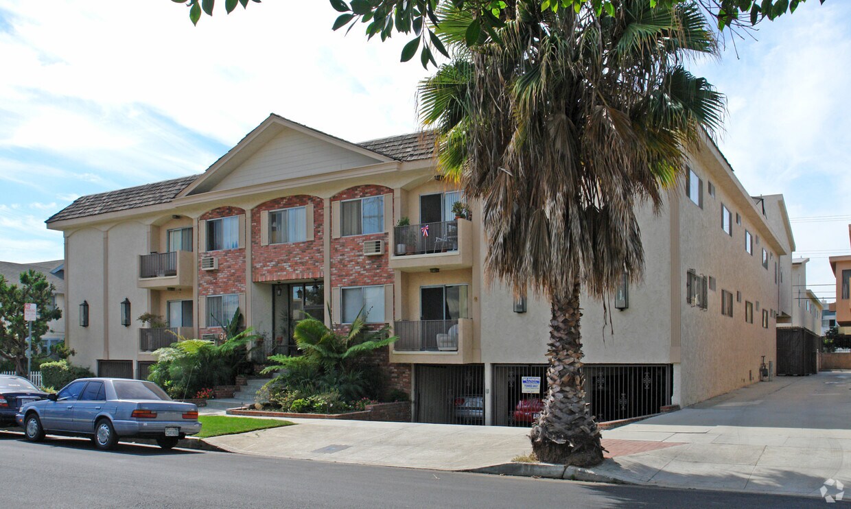 Foto del edificio - 3663 Cardiff Ave